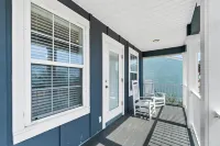 Breathtaking Beach and Gulf Views - Stunning Coastal Haven Hotels in Sunnyside