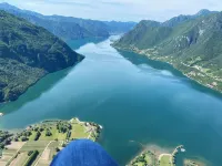Casa Enrica, up to 4 people, 200m to the lake, very quiet and romantic location Hotels in Idro