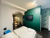 Boogie Apartments