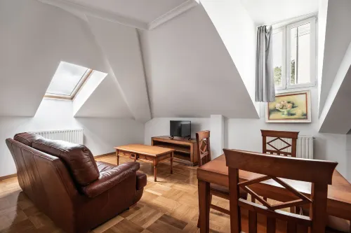 Apartamentos El Cid - 3-Star