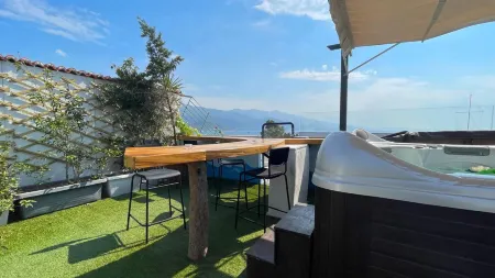 Rooftop Loft with Hydromassage