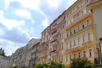 Venus Hotel di 