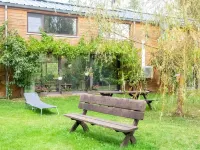 เนเจอร์ คอทเทจ ใน ฟลอเรนเนส โรงแรมใน