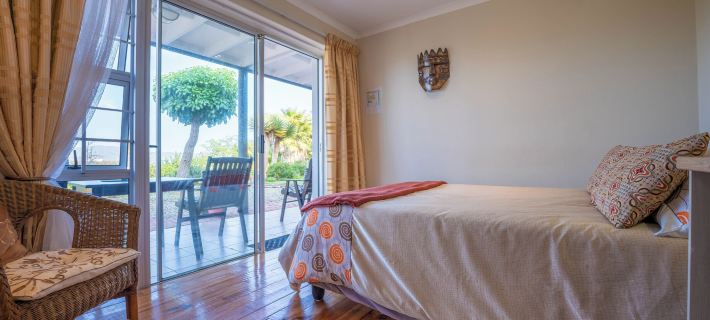 Aestas Bed and Breakfast โรงแรมในคินส์น่า