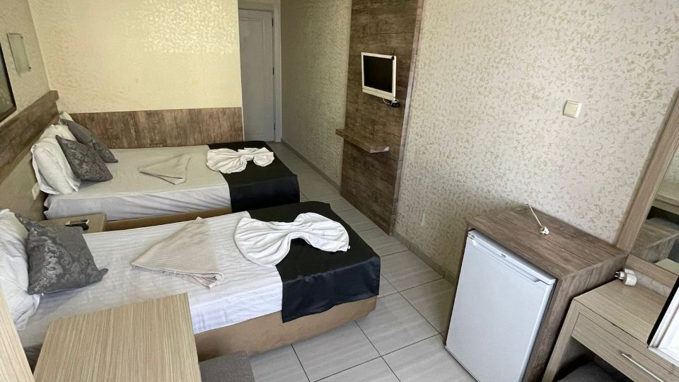 Denizhan Hotel