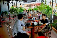 King Fy Hotel - breakfast