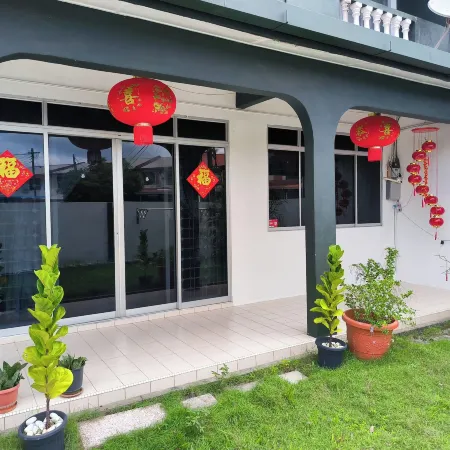 H Homestay Sibu - Semi D 1000Mbps (1Gbps) Wifi, Astro & Private Parking!