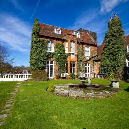 voco LETCHWORTH HALL by IHG