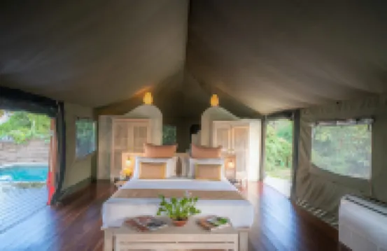 Flameback Eco Lodge
