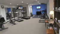 Best Western Plus Wooster Hotel  Conference Center - gimnasio