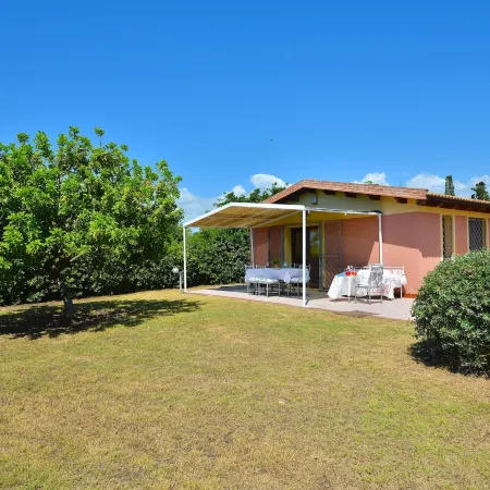 IzzHome Nora Beach