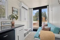 New! Luxury Shipping Container the Desert Escape