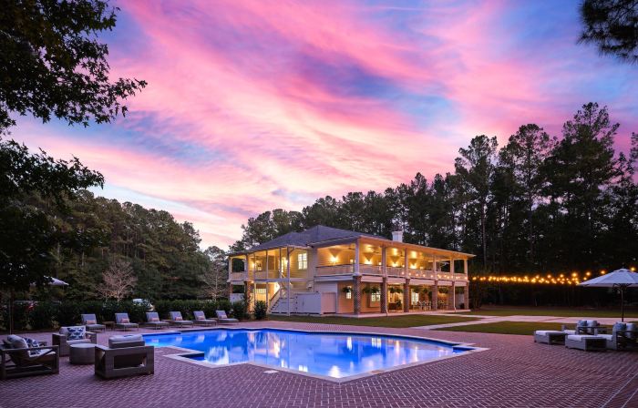 May River Manor