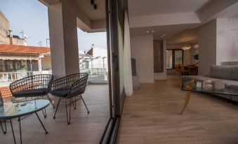 Arvacay Luxury Home