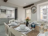 Eilmers Cottage Lovely 4BD in Malmesbury Hotels in Malmesbury