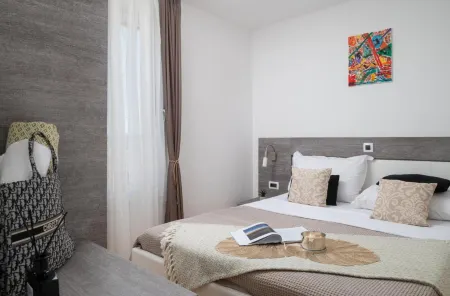 Sunny Resort apartment with seaview 1314