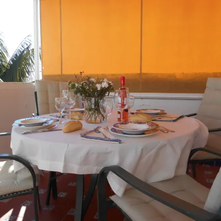 Penthouse Sleeps 4 with Private Garden