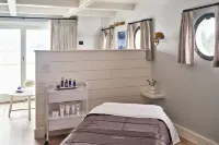 Montauk Yacht Club - spa