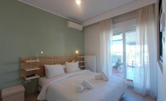 New Cozy Apt with Balcony Close to Analipsi Metro