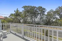 Hamptons at the Bay Hotels in Redcliffe