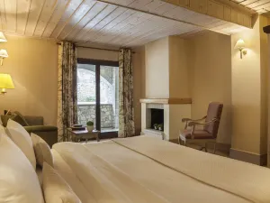 Santa Marina Arachova Resort & Spa