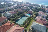 La Valencia Villas Hotels in Sunnyside