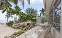 Kona Kai Resort and Gallery