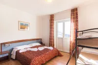 Excelsior Hotel Cimone LowCost Hôtels à : San Martino di Castrozza