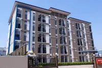 โรงแรม เดอะริช ราชพฤกษ์ โฮเทล แอนด์ เรสซิเดนซ์ - ที่มีที่จอดรถ