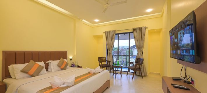 Hotel Aristro Lonavala Hotels in Lonavala