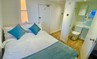 Upper Rock Brighton Apartments