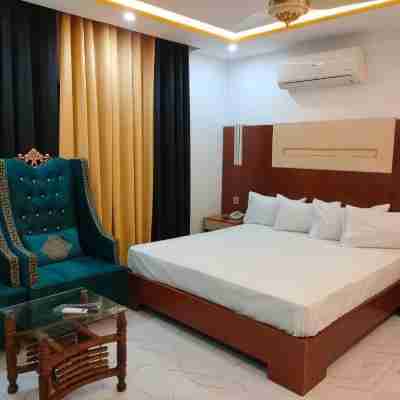 Hotel Multan Inn Rooms