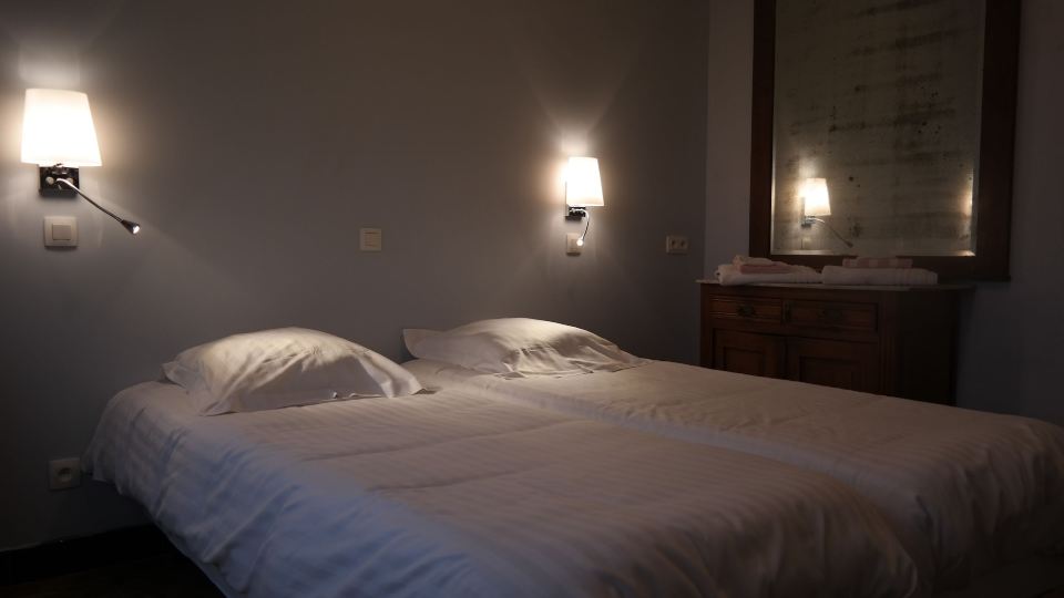 De Bonte Os Hotel & Tower