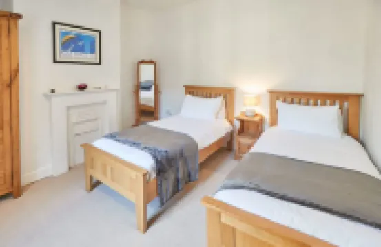 Host & Stay - Hall Garth