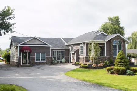 Clarence Inn Extended Stay Отели в г. Эйкрон