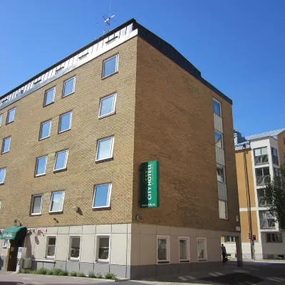 Linköpings Cityhotell Och Vandrarhem โรงแรมใกล้Gamla Linköping