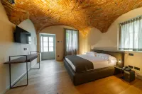 Relais San Vigilio Al Castello فنادق في پونته سن پیترو