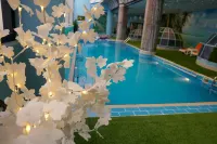 Kuwait Palace Hotel Apartments - Pools