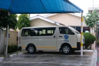 Asantewaa Premier Hotel - Parking