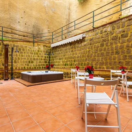 Napoli d'Amare B&B Отели рядом с достопримечательностью «Прогулка»