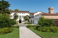Residence Le Bugne Hôtels à : Noale