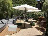 Hotel du Pont Vieux Hotels near New Game