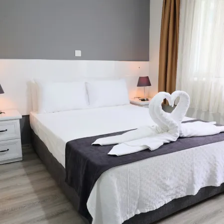 Canada Hotel & Bungalows