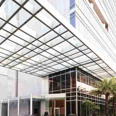 Four Seasons Hotel Mumbai Hotel Exterior