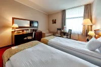 Grand Royal Hotel Hotels in 