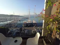 Ece Marina Suit - Sea View