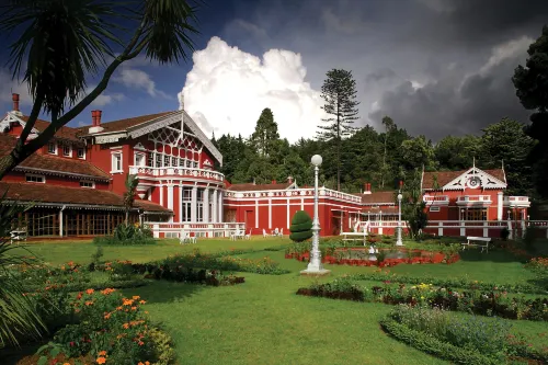 WelcomHeritage Fernhills Royal Palace
