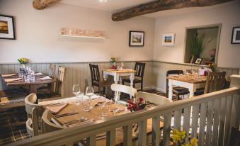 The Red Lion at Hellidon