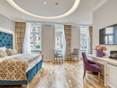 Golden Key Boutique Hotel