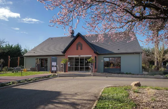 巴黎西部熱內維爾港口康鉑自然酒店